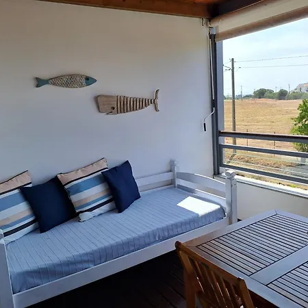 Sea View Near Meia In Lagos! Λάγος