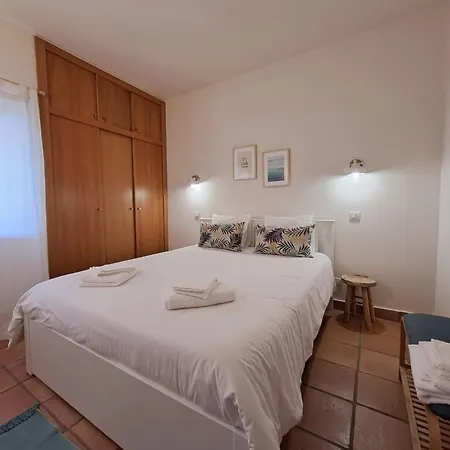 Sea View Near Meia In Lagos! Apartamento Lagos